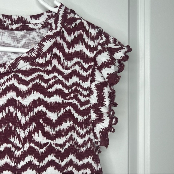 Maurices Women's Zigzag Patterned Top - Maroon and White / Size Medium - Picture 4 of 9